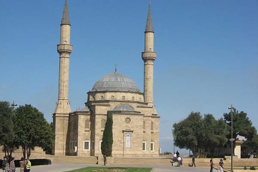 Experience Azerbaijan’s Peaks and Culture: Baku to Shahdag Adventure!