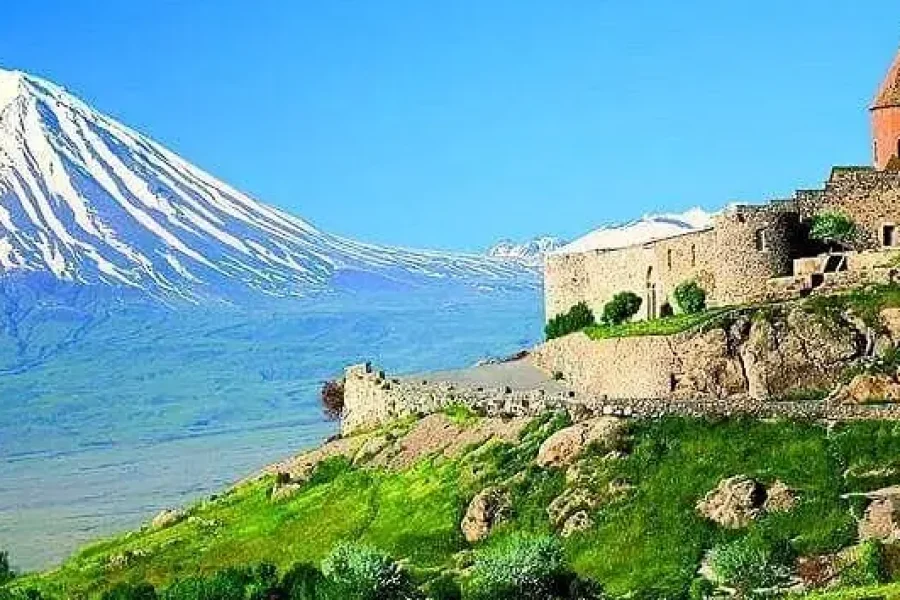 Experience Armenia’s beauty, history, and culture in 5 unforgettable days!